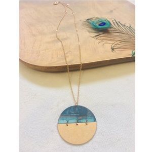 NWOT Turquoise & Gold Boho Necklace